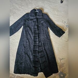Utex Women's Long‎ Faux Fur Coat Jacket Size XS.